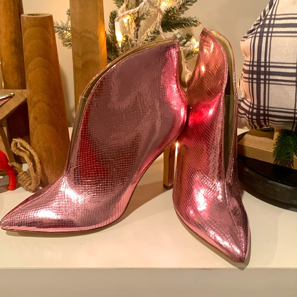 Rose gold booties Nine West 9,5